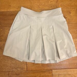 Pleated skort